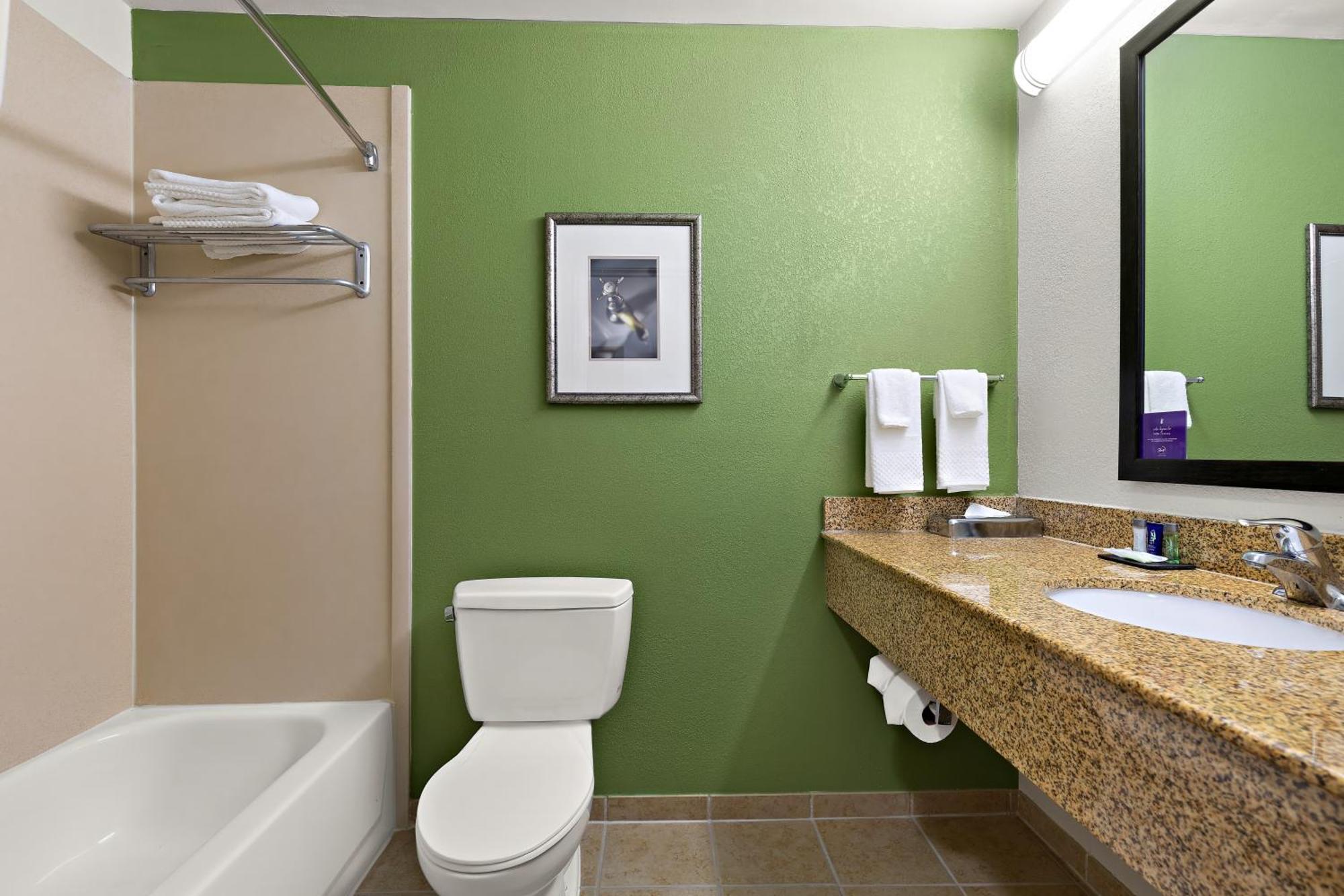 Sleep Inn & Suites Near Joint Base Andrews-Washington Area Morningside Ngoại thất bức ảnh